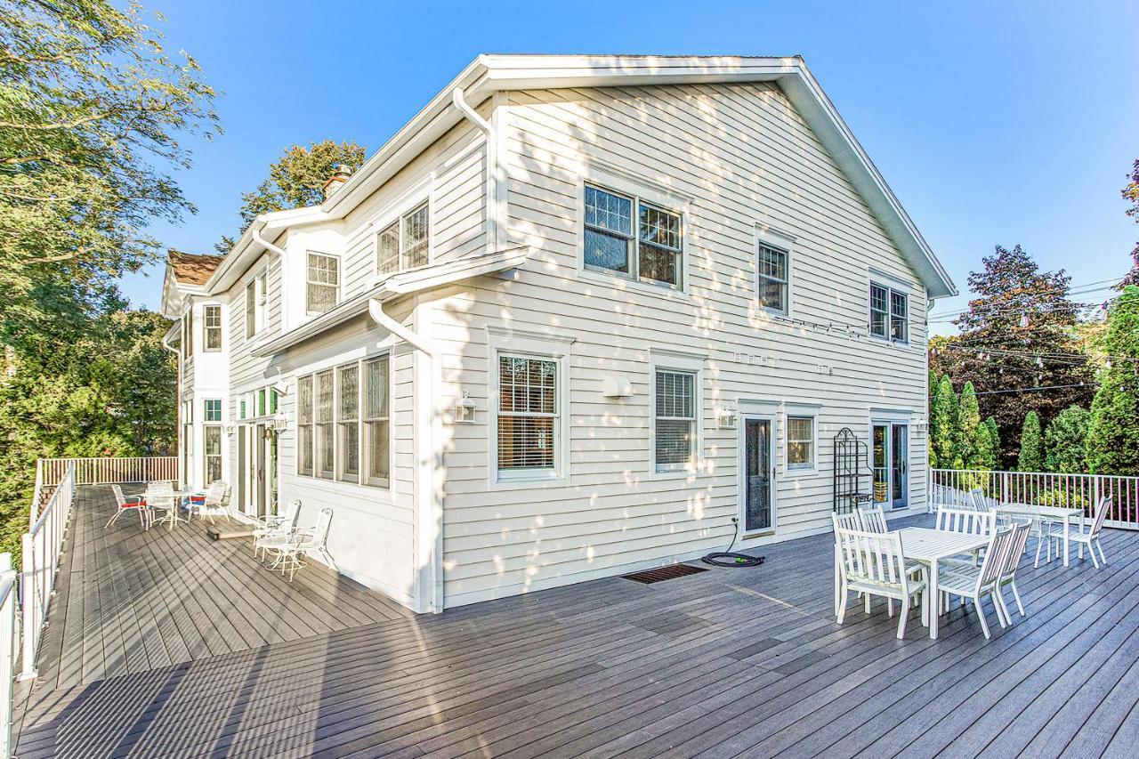 Lake Michigan Family Beach House Нью-Баффало Екстер'єр фото