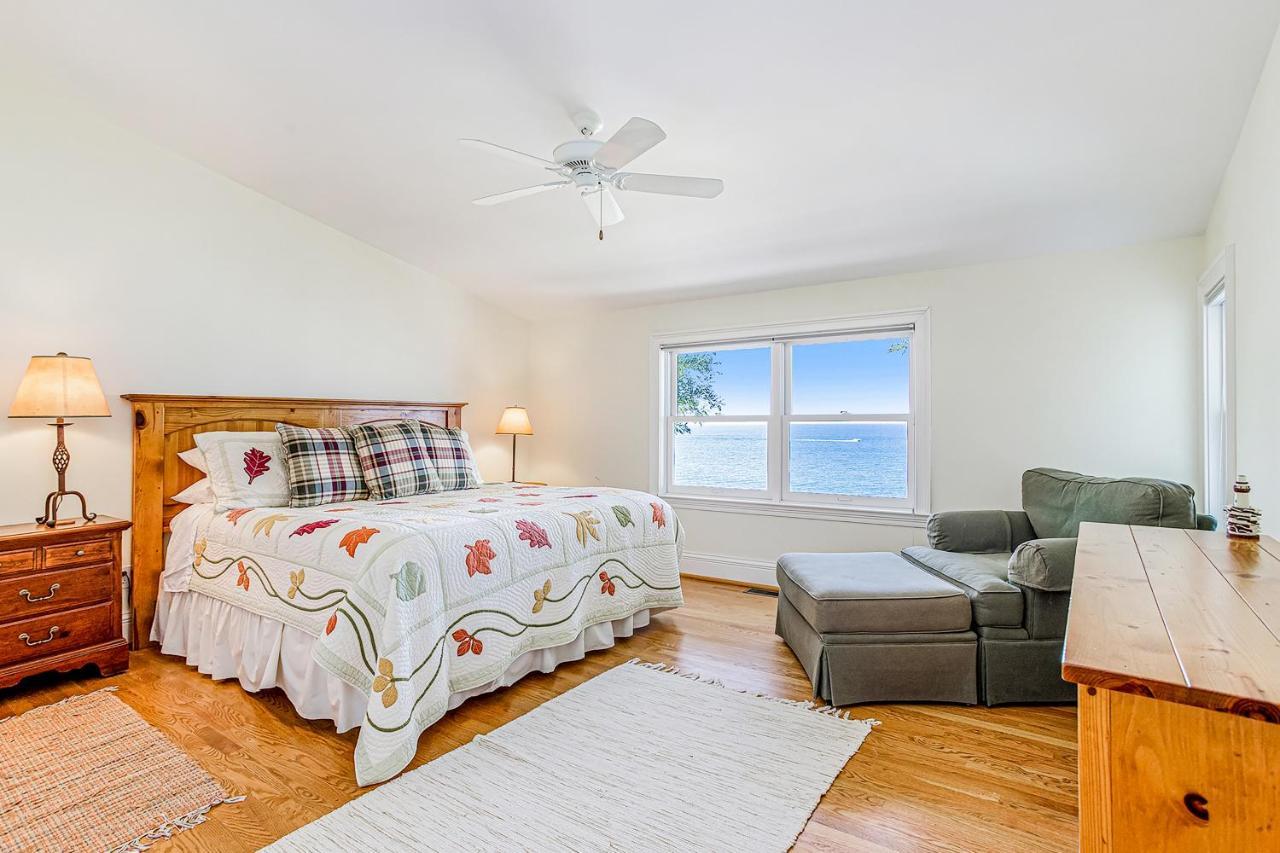 Lake Michigan Family Beach House Нью-Баффало Екстер'єр фото