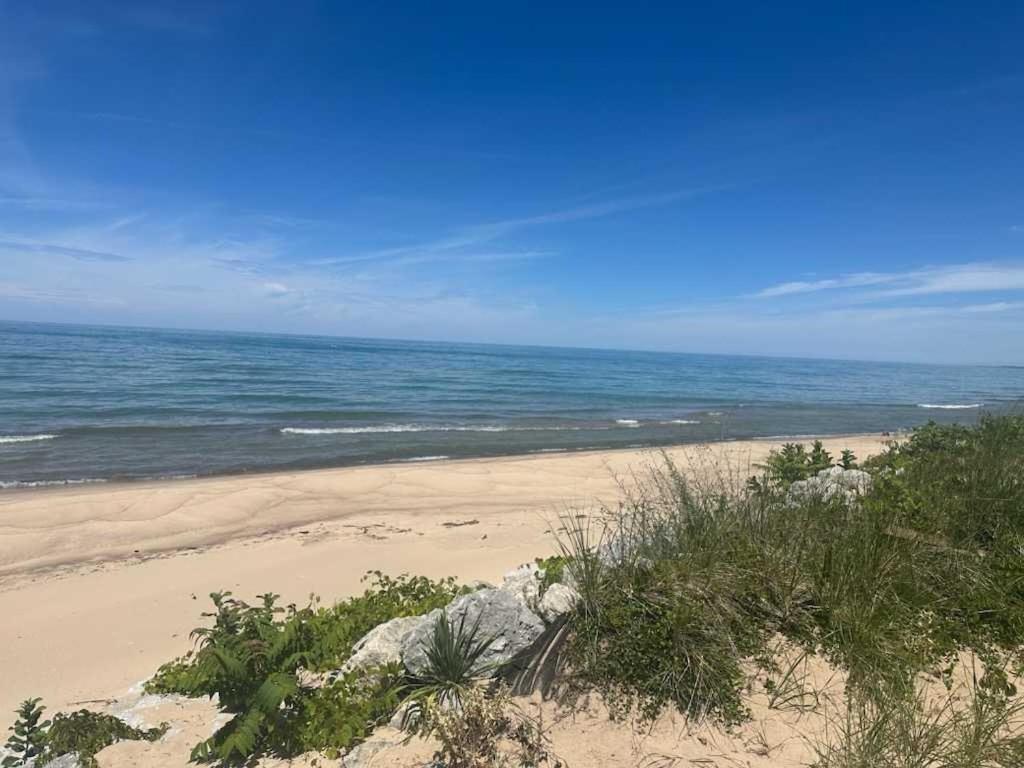Lake Michigan Family Beach House Нью-Баффало Екстер'єр фото